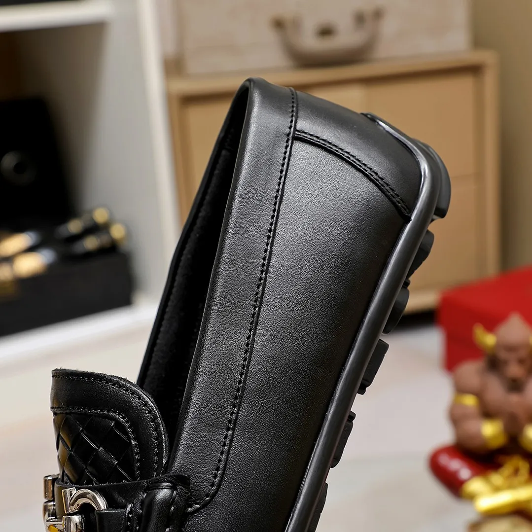 Men's shoes 💰360 🕷🕷【Ferragamo】Ferragamo Popular fashionable casual slip-on shoes🇨🇳Official website counter 1:1 production, original mold opening💯Good quality visible, imported high-end first-layer calfskin, luxurious pigskin lining🌿Very clear texture, high-quality waterproof, non-slip and wear-resistant outsole🎋High quality and low price, truly handmade🍓Black, size 38-45